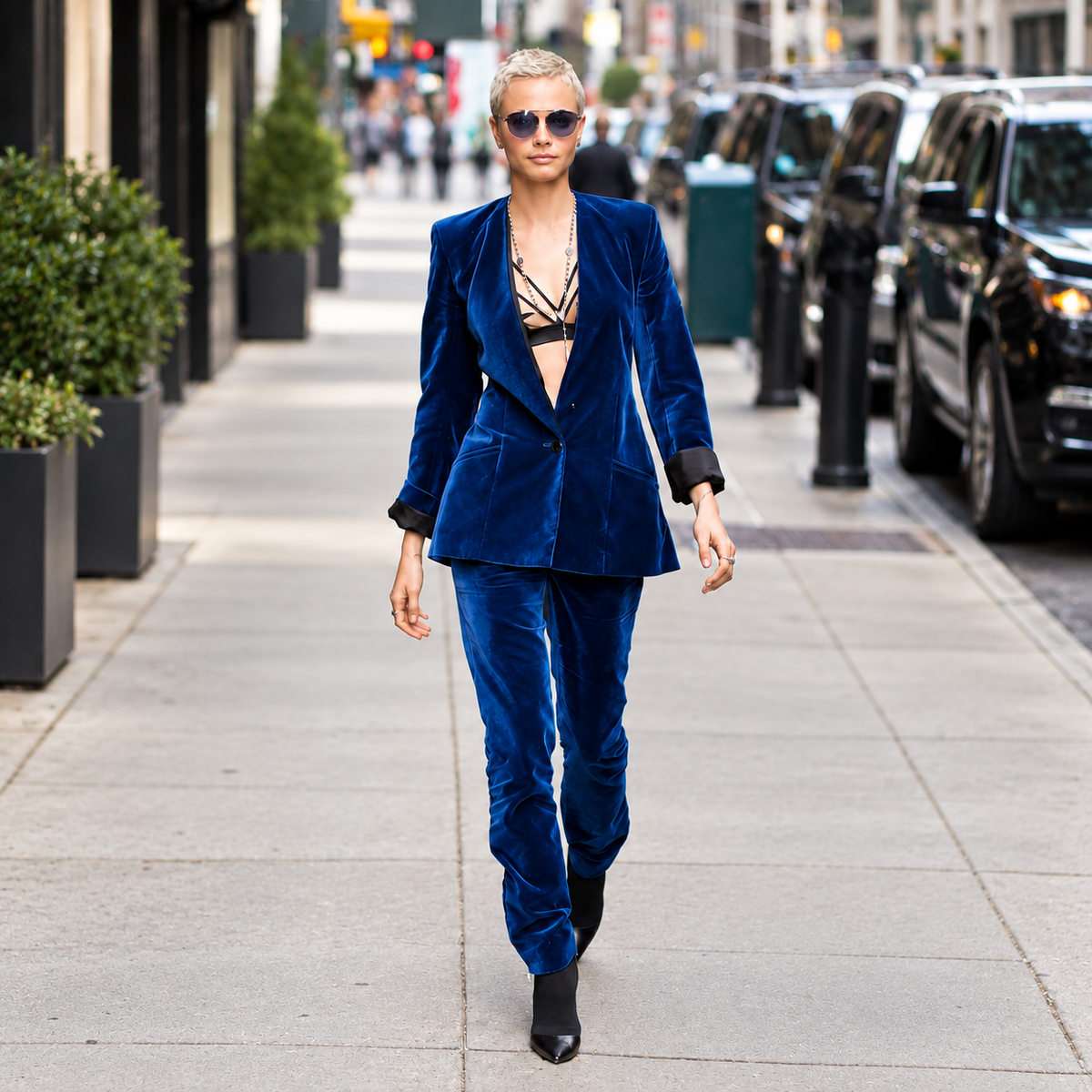 Hollywood Jackets Cara Delevingne 2017 New York Blue Velvet Suit Women’s