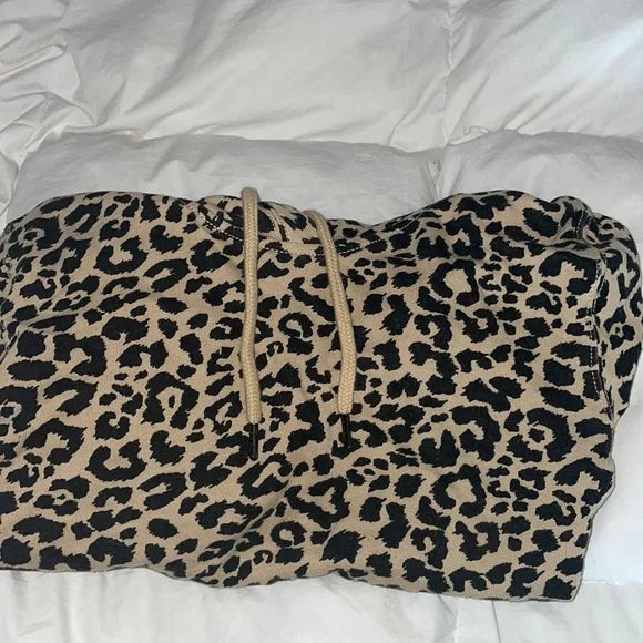 Hollister cheetah print cropped hoodie