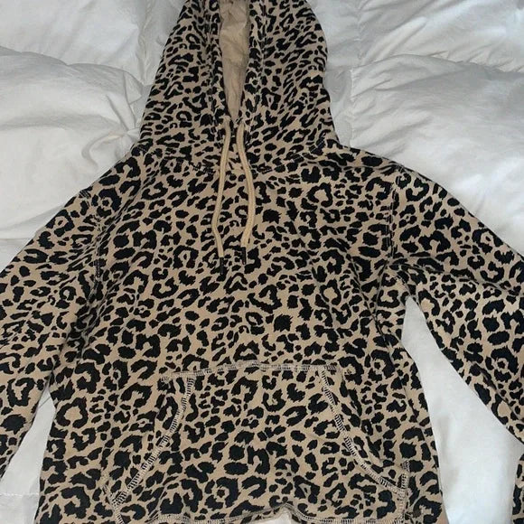 Hollister cheetah print cropped hoodie