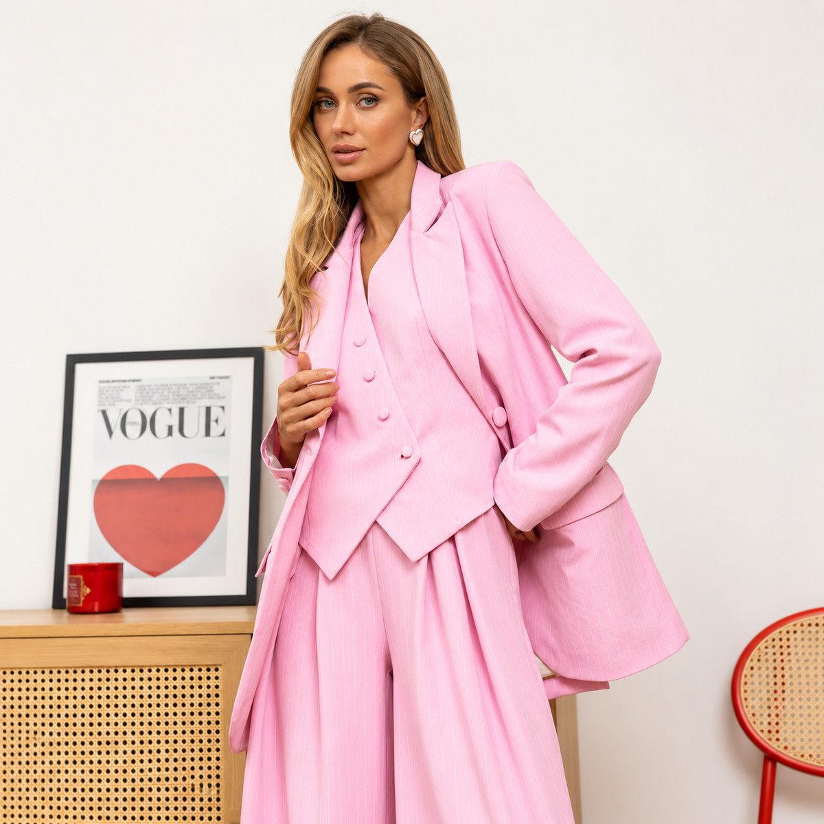 Hollywood Jackets Women’s Pink Striped Oversized 3-Piece Suit