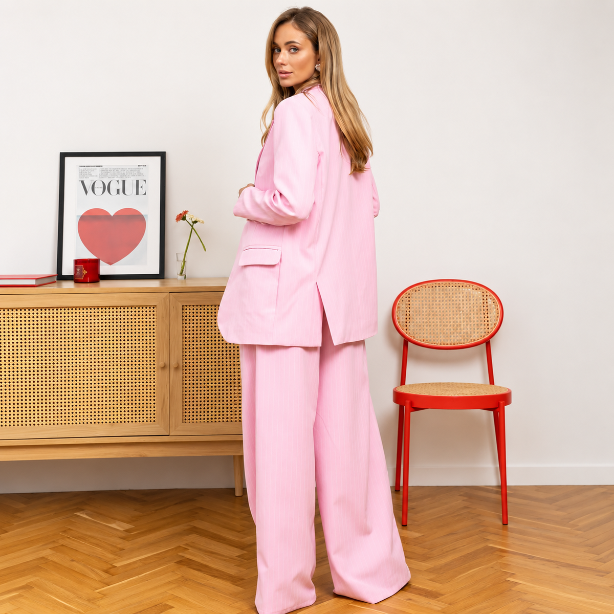Hollywood Jackets Women’s Pink Striped Oversized 3-Piece Suit