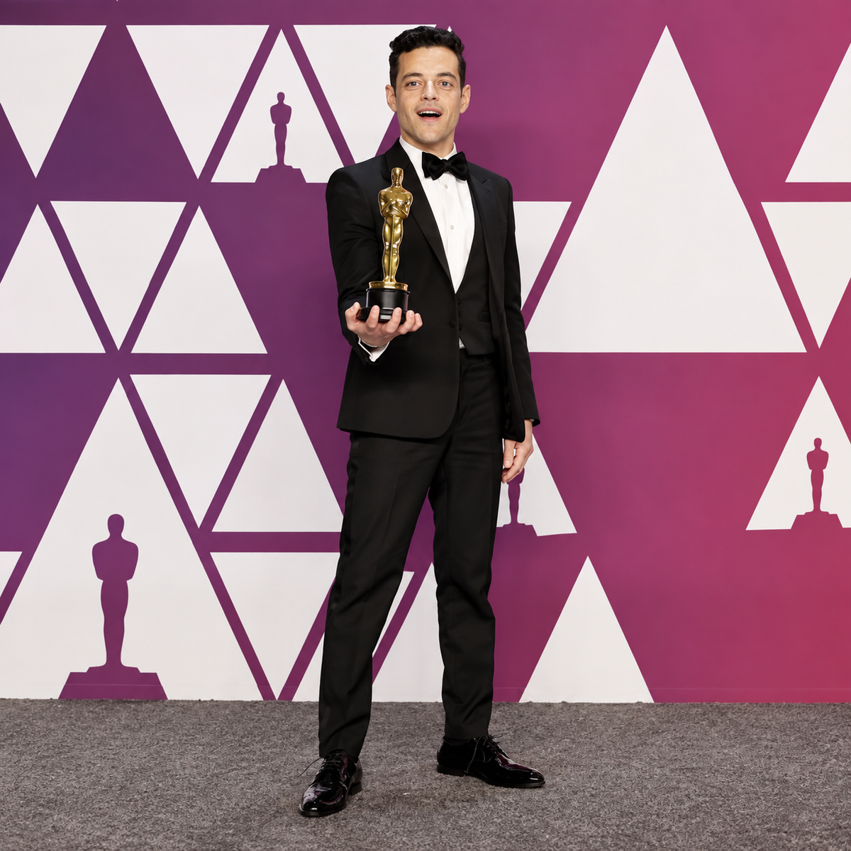 Rami Malek 2019 Oscars Black 3 Piece Tuxedo Suit