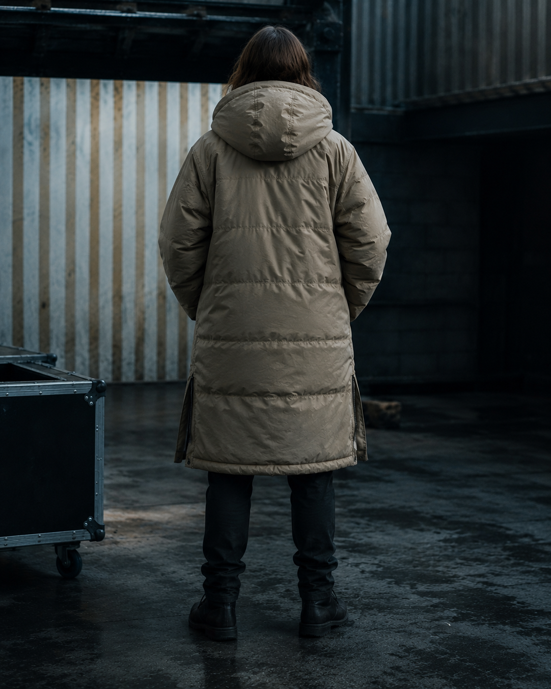 Hollywood Jacket The Last Frontier 2025 Sidney Scofield Beige Puffer Coat