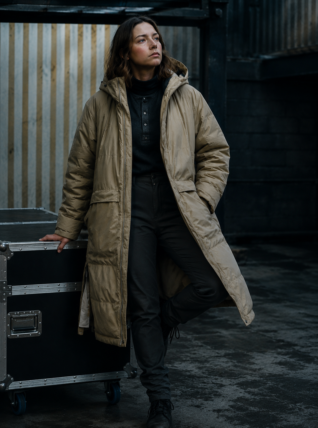 Hollywood Jacket The Last Frontier 2025 Sidney Scofield Beige Puffer Coat